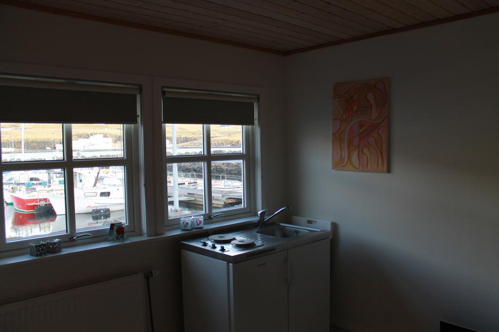 Kristjanshavn Hotel Mithvagur Eksteriør billede